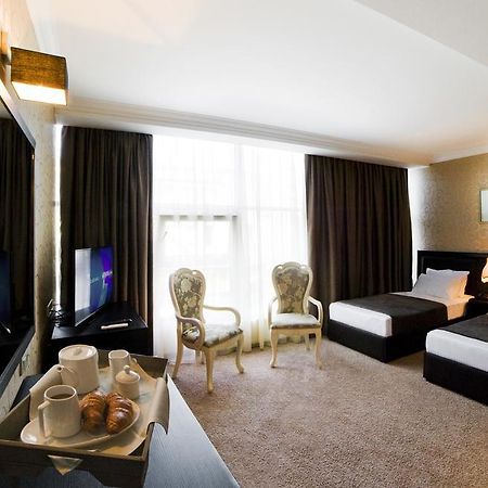 Kalasi Hotel Tiflis Habitación foto