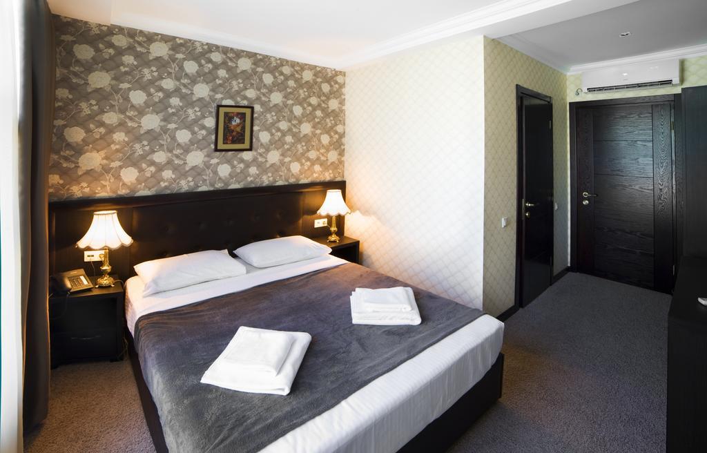 Kalasi Hotel Tiflis Habitación foto